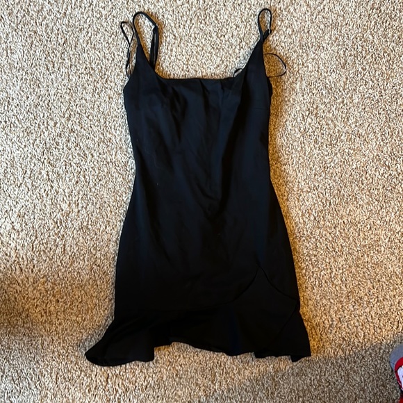 Cute dress - Picture 1 of 3